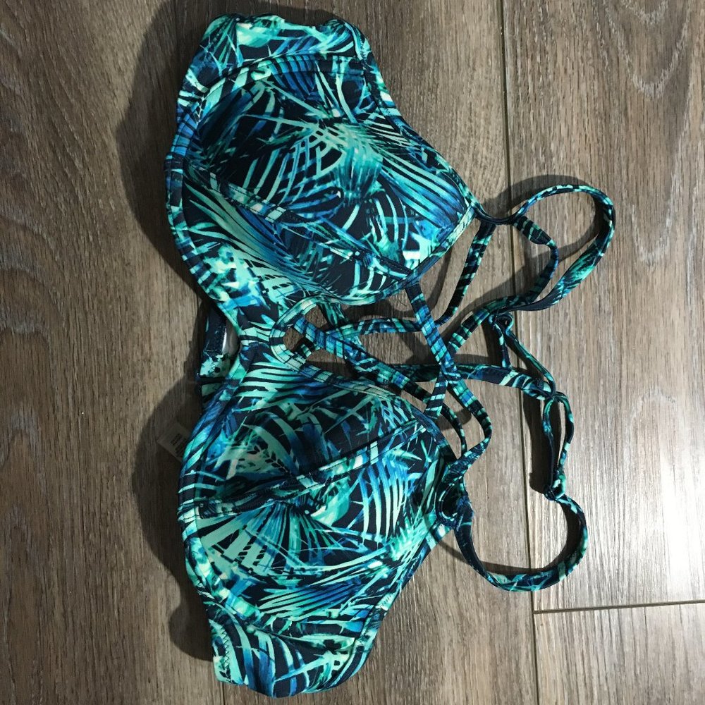 PINK Victoria Secret leafy green swimsuit top - size: L